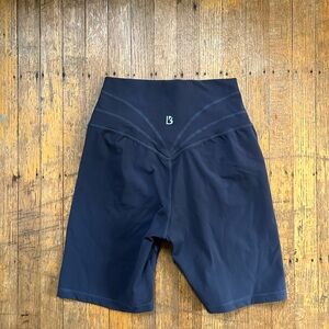 Buffbunny Grey Legacy Short 6” No front seam